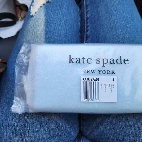 Kate Spade Wallet - Picture 1 of 5
